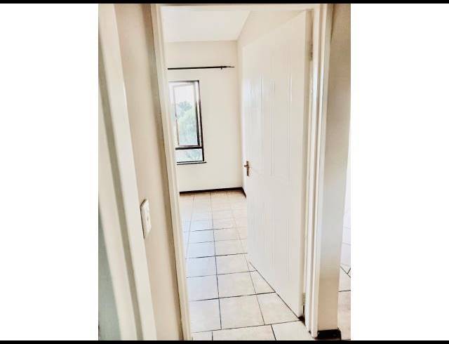 1 BEDROOM APARTMENT FOR SALE IN DOUGLASDALE